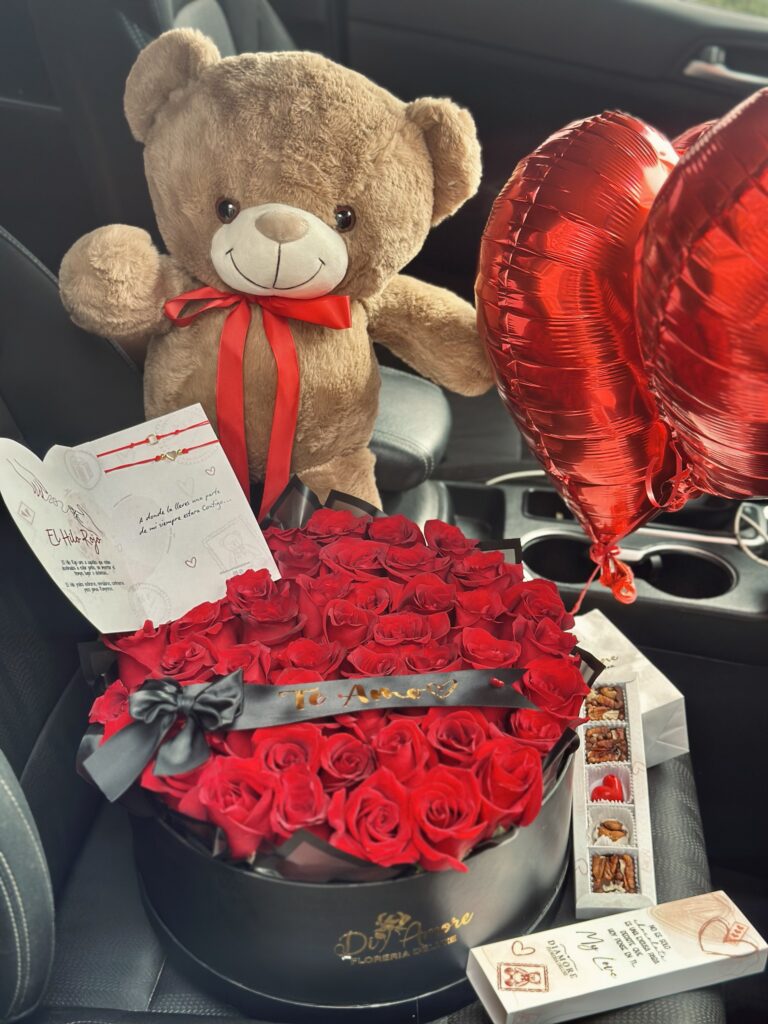 Box 50 Rosas + Peluche y globos