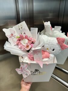 Pack hello kitty + Bombón 🌸