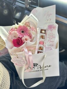 Ramito Woman 🌸 + Bombón