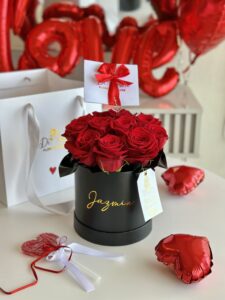 Box Negro de 12 Rosas