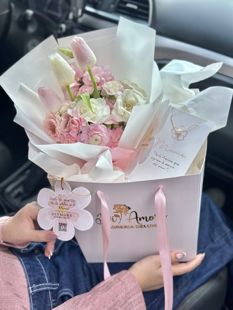 Trío tulipán Mamá