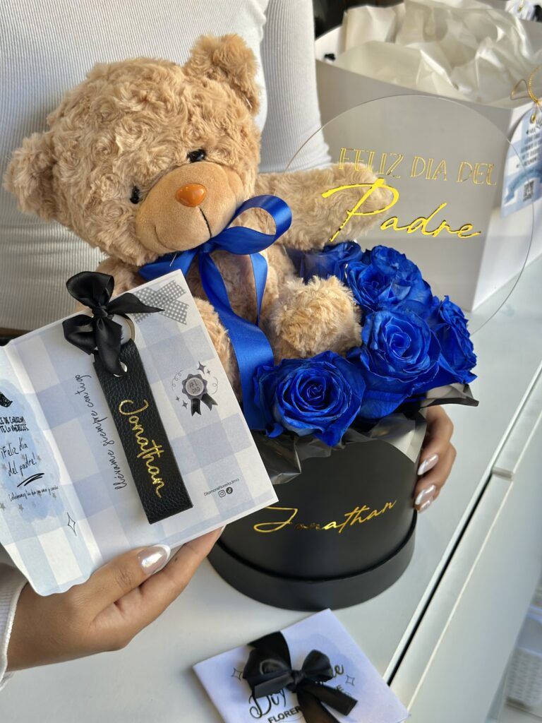 Box Blue + acrílico y peluche